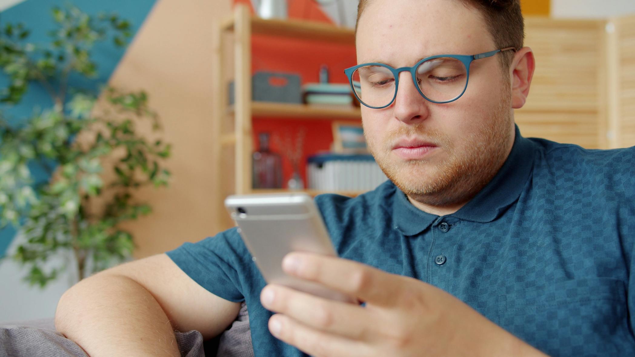 business website ai chat support live chat feature
